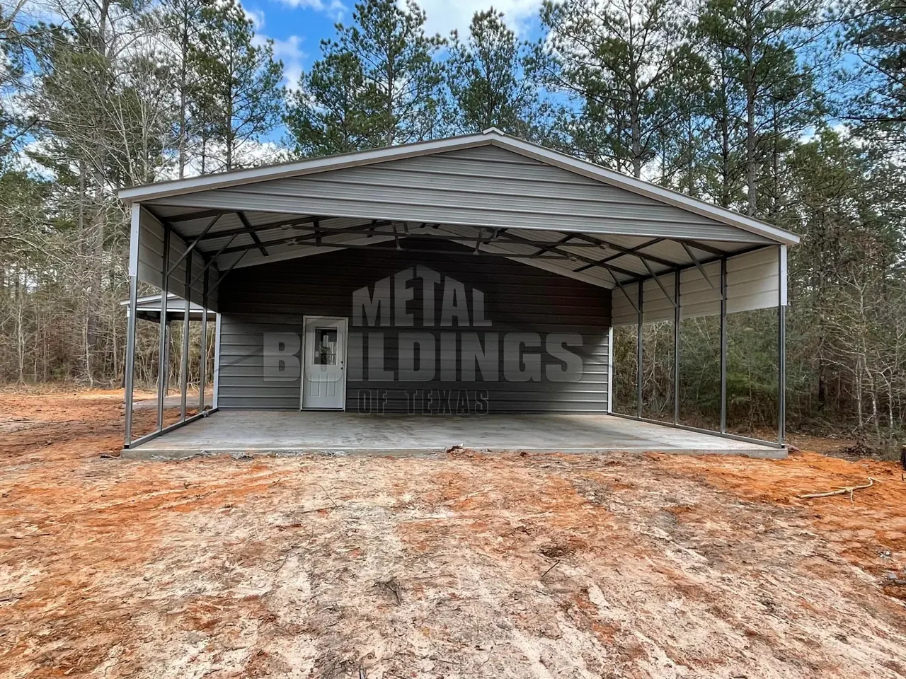 Metal building with covered exterior workspace from the company-wide MBTX portfolio